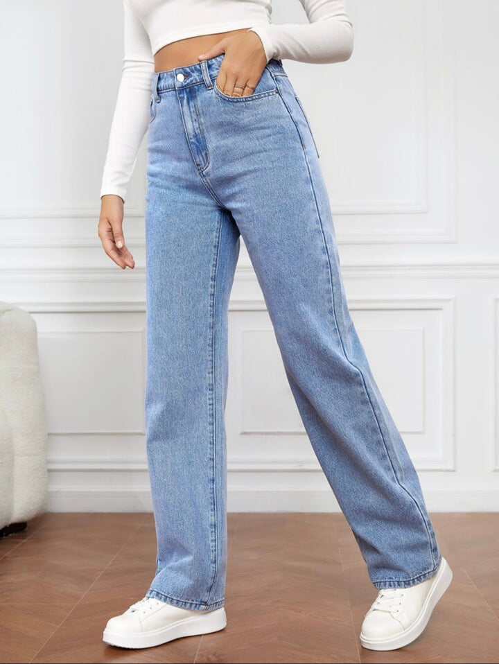 Violet ™ High-Waisted Straight Leg Jeans